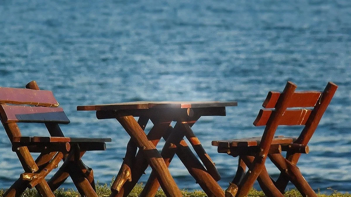 Massivholz, Vollholz, Echtholz: 3 Begriffe, die beim Möbelkauf über Qualität und Nachhaltigkeit entscheiden
