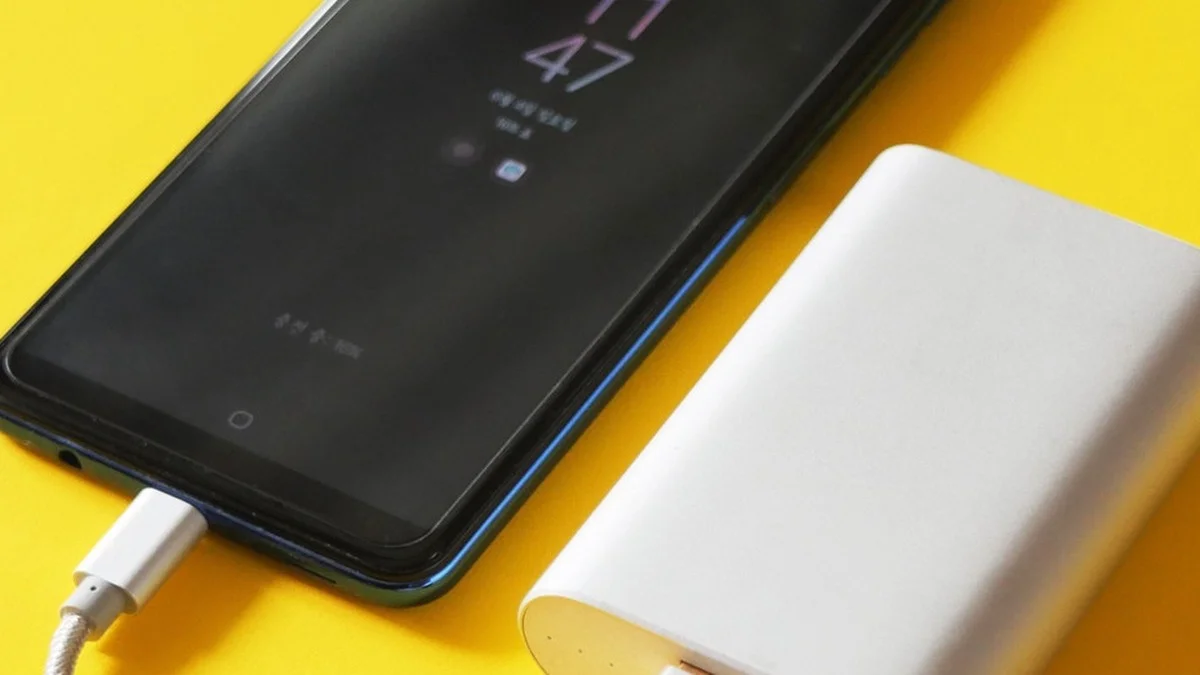 Adaptives Laden: Warum dein Smartphone-Akku absichtlich langsam lädt – und wie du es abstellst