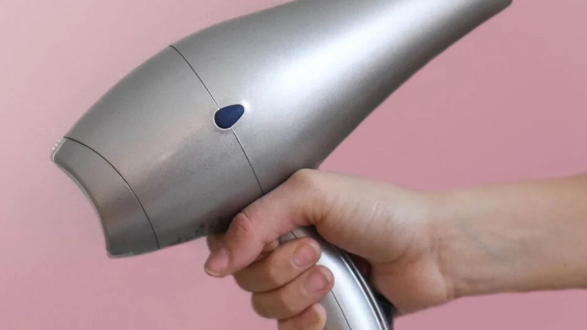 Föhn im Haushalt: 10 konkrete Tricks, die weit über das Haartrocknen hinausgehen